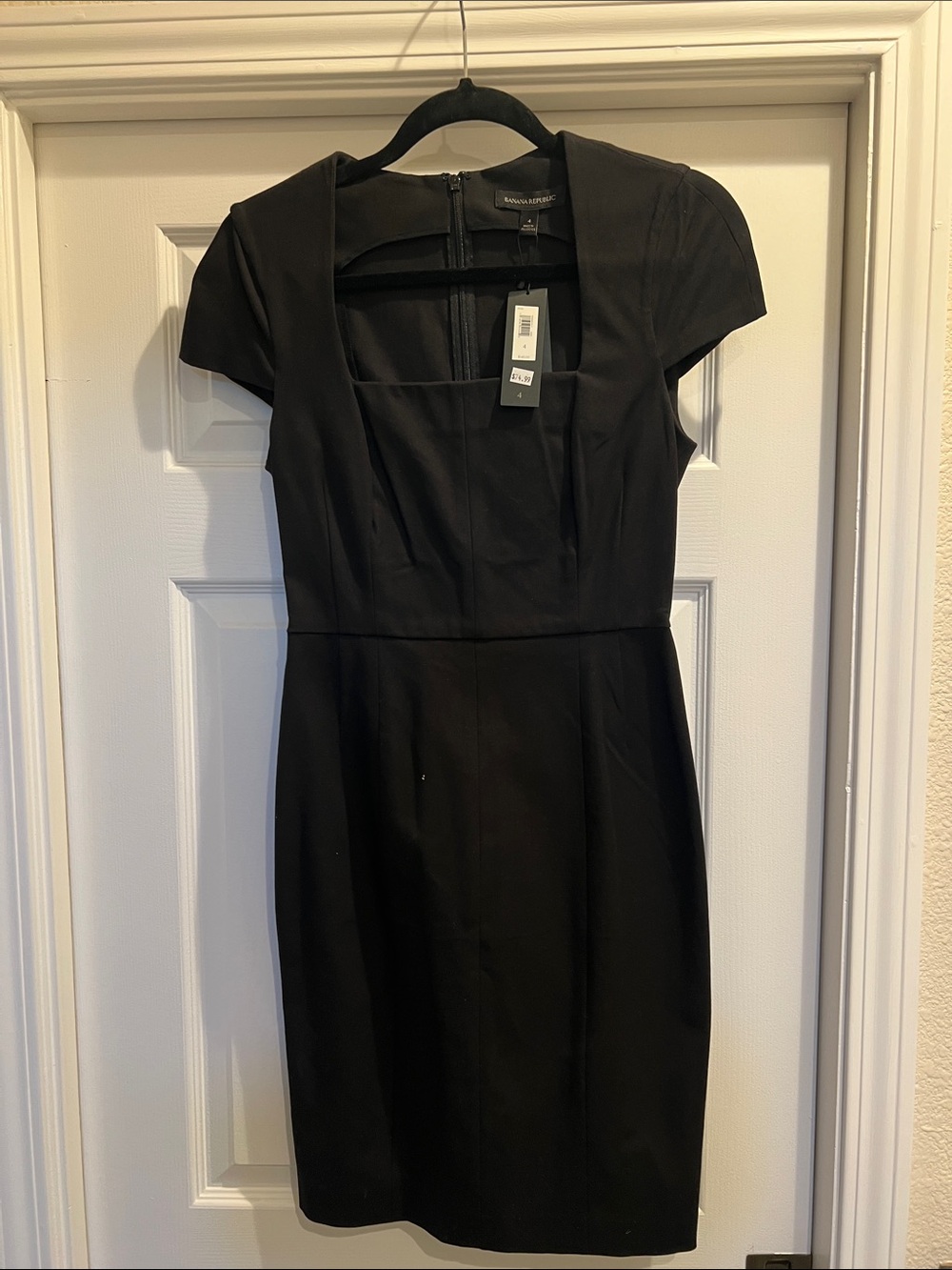 Ann Taylor Black Cap-Sleeve Square-Neck Sheath Dress